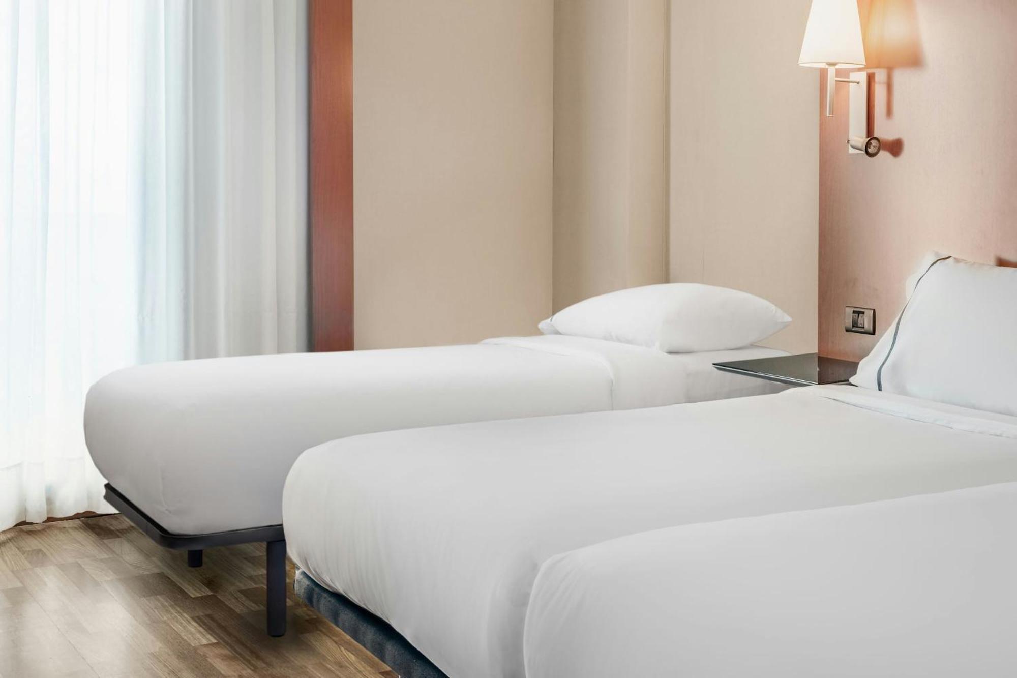 Triple Room,1643133658:JPEG